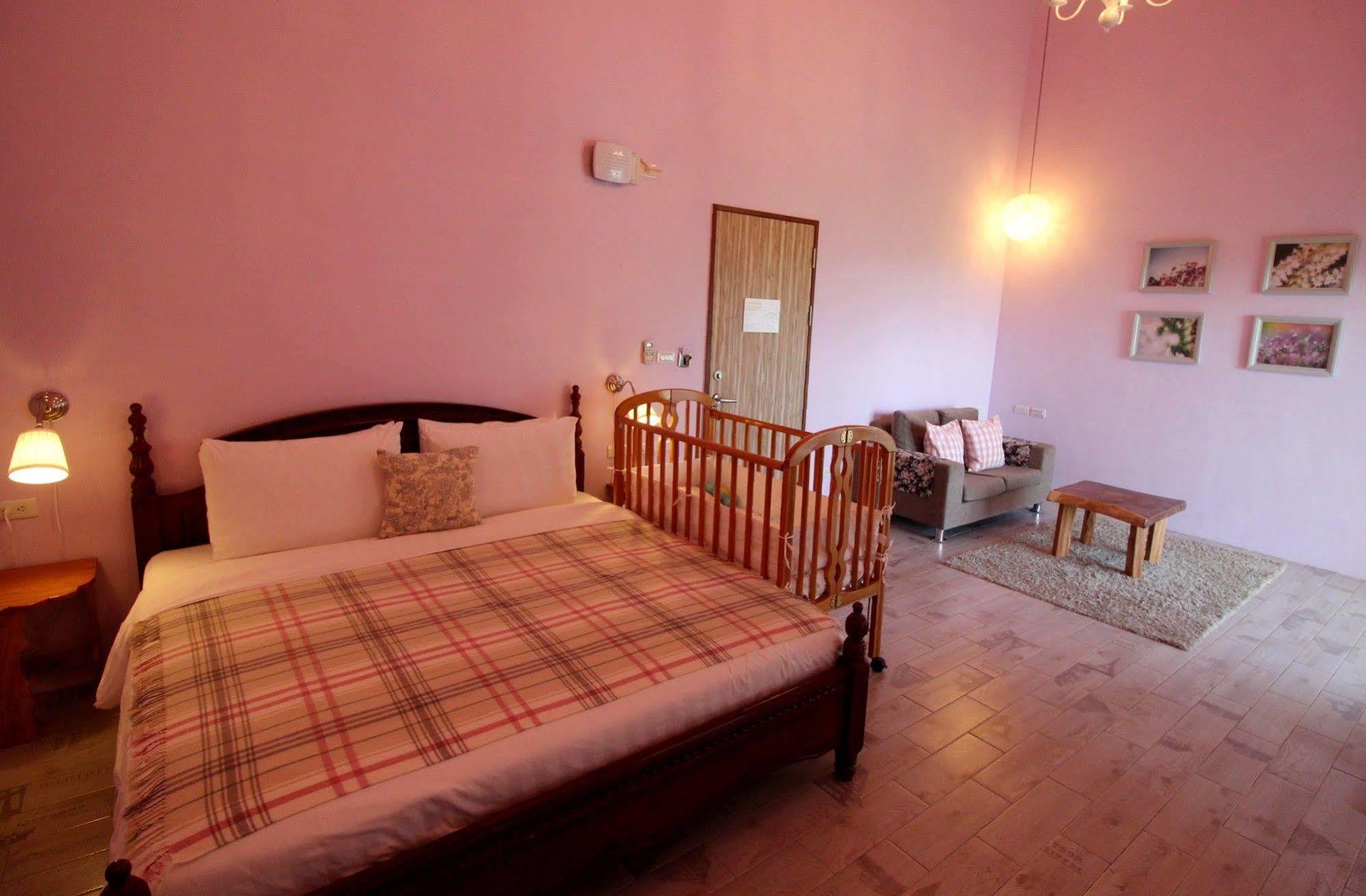 Bonjour Bebe Bed & Breakfast Hengchun Exterior photo
